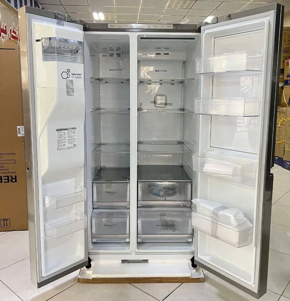 نمای باز یخچال ساید ال جی j348